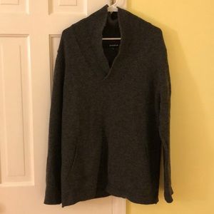 Bespoken men’s dark gray sweater